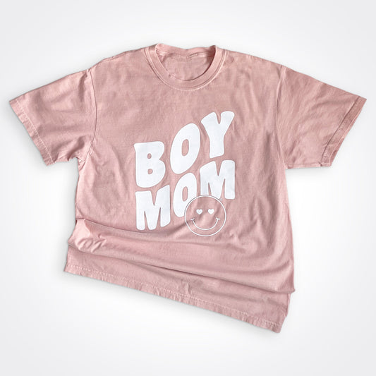 Boymom® Heart Eyes Shirt in Peachy Color WHL