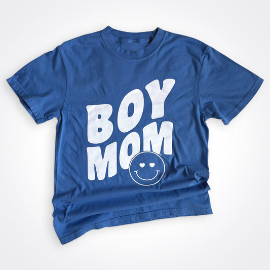 Boymom® Heart Eyes Shirt in Denim Color